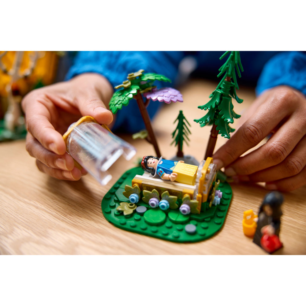 LEGO®Disney: Cabaña De Blancanieves Y Los Siete Enanitos _006