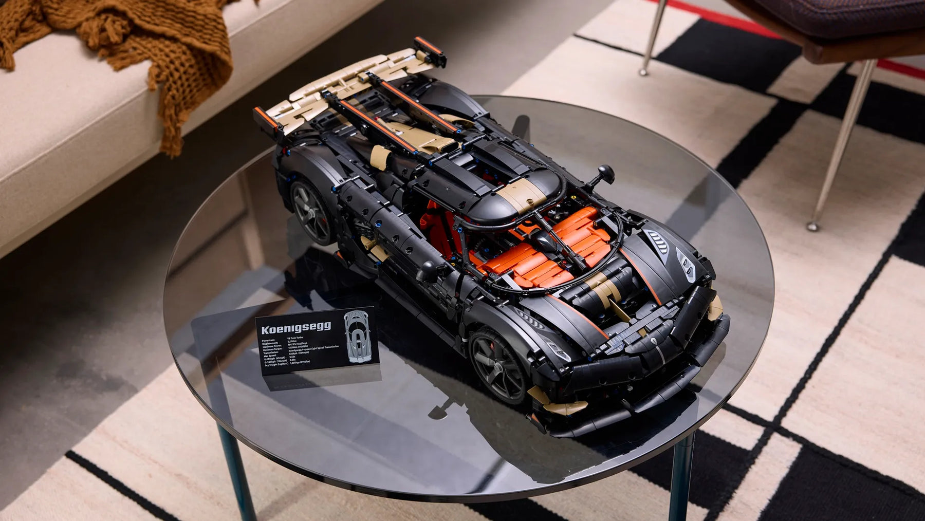 Megacar Koenigsegg Sadair's Spear: ingeniería y velocidad en LEGO® Technic