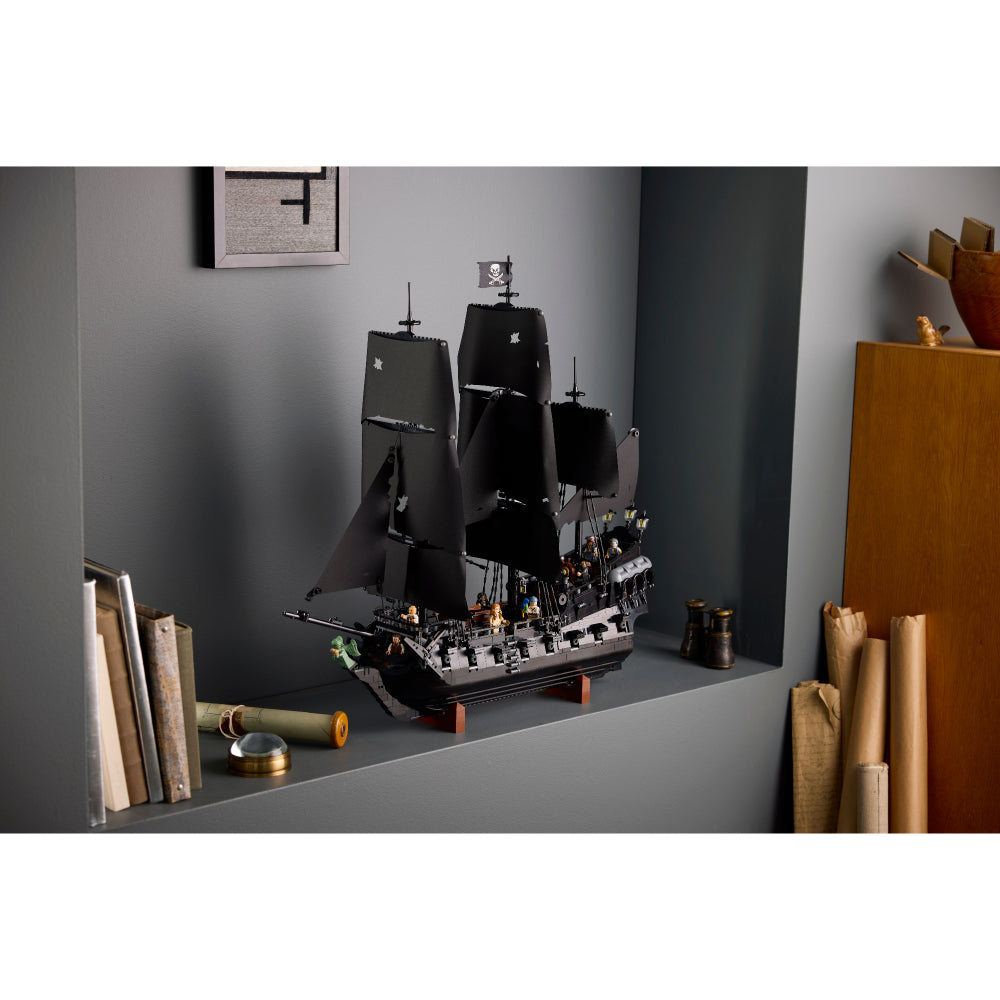 EL BARCO PIRATA DEL CAPITÁN JACK SPARROW