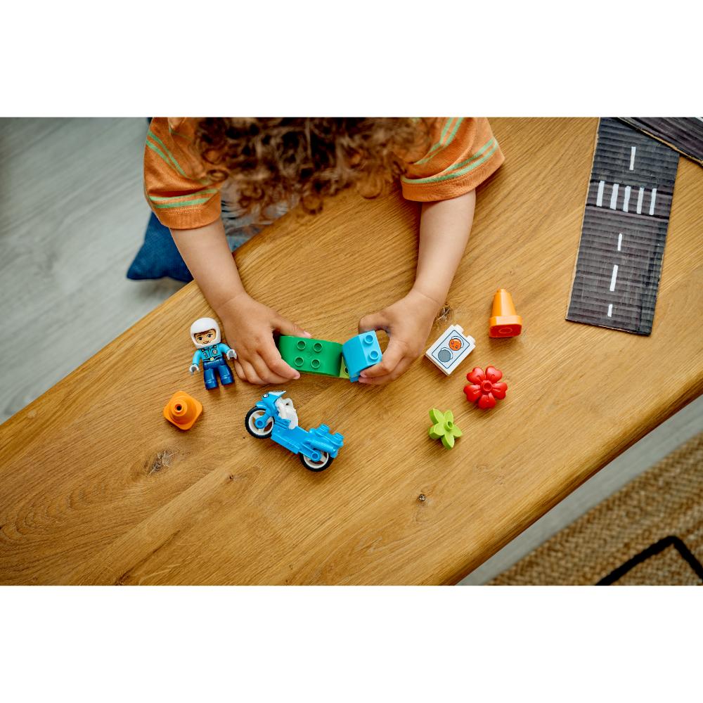 MOTO DE POLICÍA AZUL