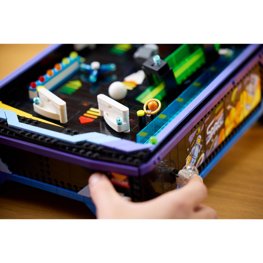 LEGO®Icons: Máquina Recreativa De Pinball (11374)_005