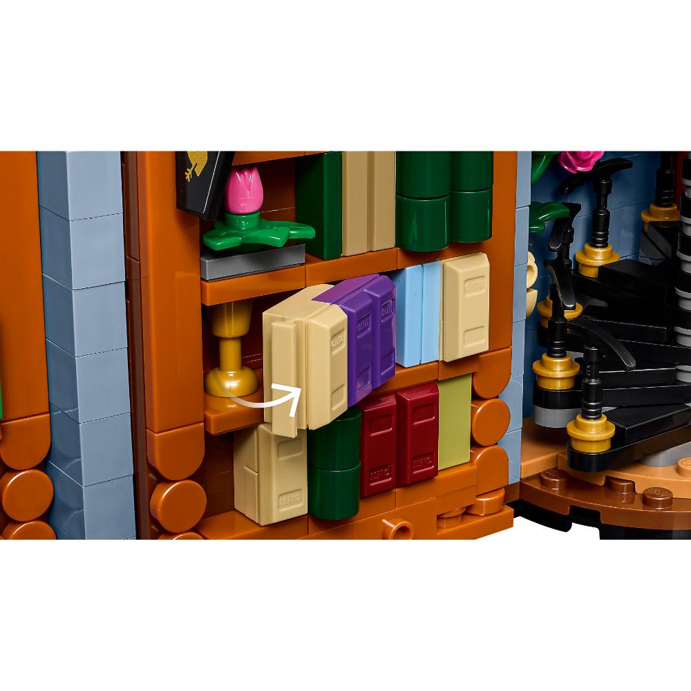 LEGO®Icons: Bookshop Book Nook (11379)_012