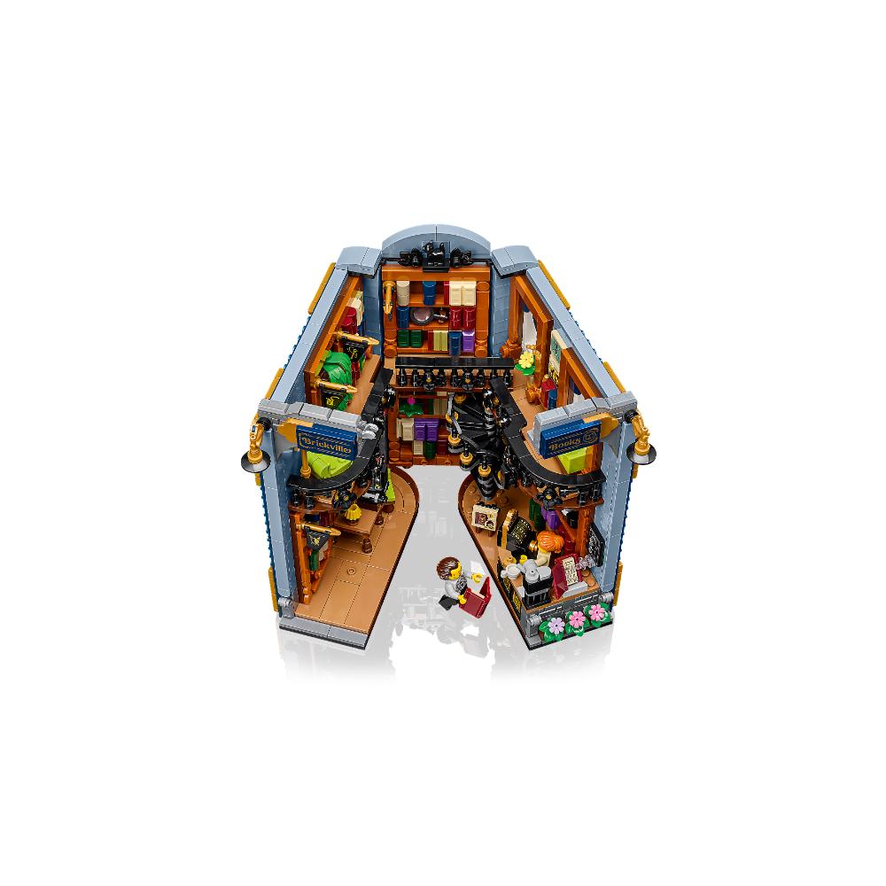 LEGO®Icons: Bookshop Book Nook (11379)_006