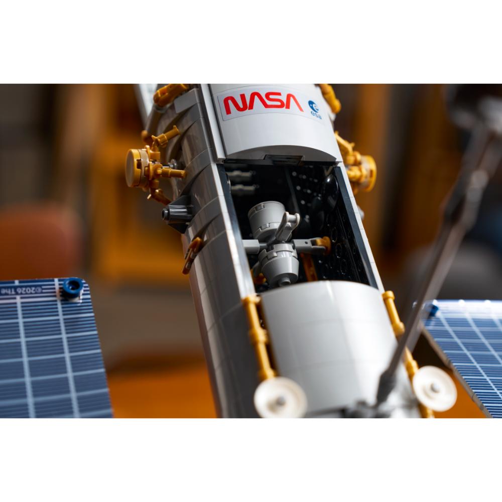 LEGO®Icons: Telescopio Espacial Hubble (11382)_014