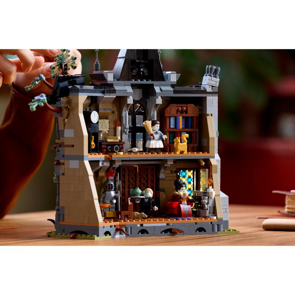 LEGO®Icons: Mansión De La Alcaldesa (11383)_010