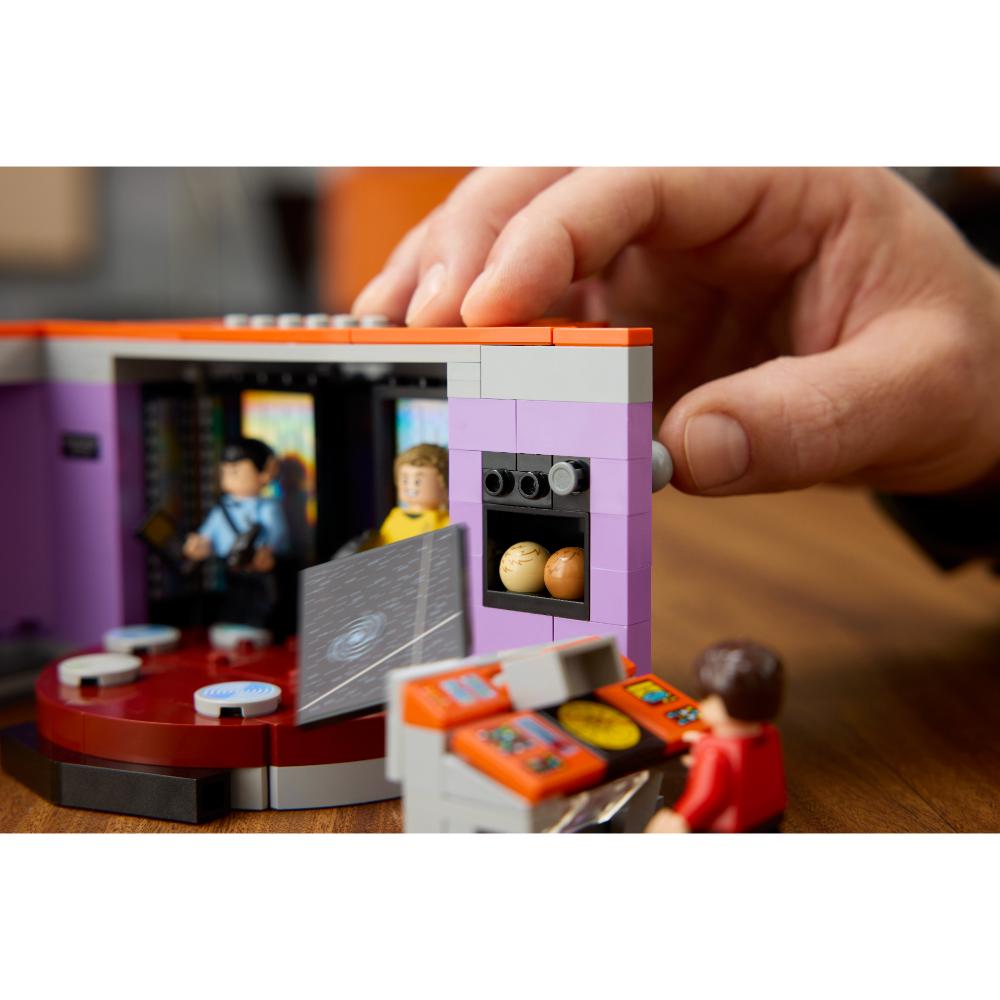 LEGO®Icons: Star Trek: Puente De La U.S.S. Enterprise Ncc-1701™ (11385)_018