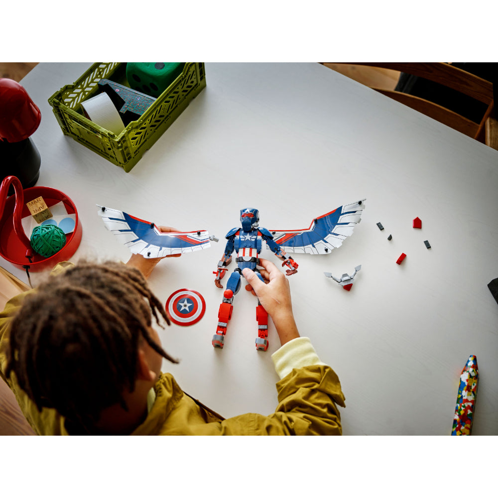 LEGO®Super Heroes: Figura Para Construir: Nuevo Capitán América (76296)_004