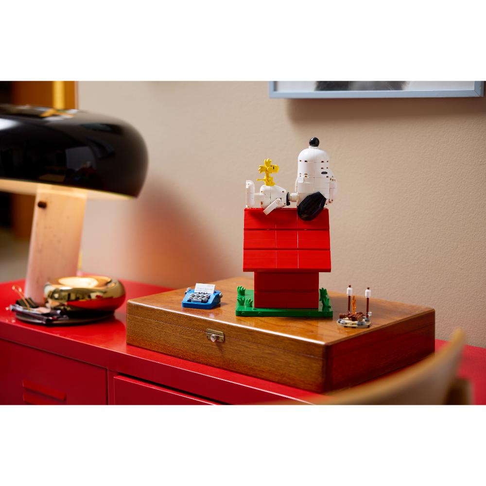 LEGO®Lego Ideas: Peanuts: La Caseta De Snoopy (21368)_012