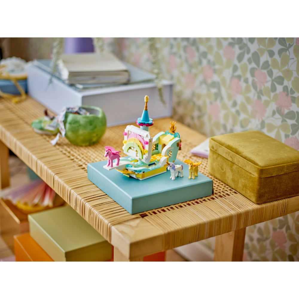 LEGO®Creator: Castillo De Los Unicornios (31175)_009