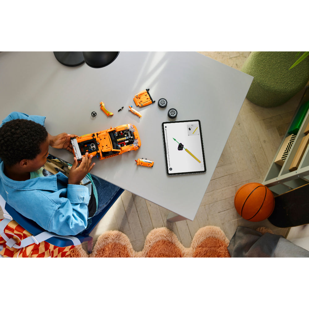 LEGO®Technic: Fast And Furious Toyota Supra Mk4 (42204)_007