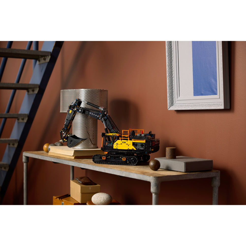 LEGO®Technic: Excavadora Volvo Ec500 Hybrid (42215)_010