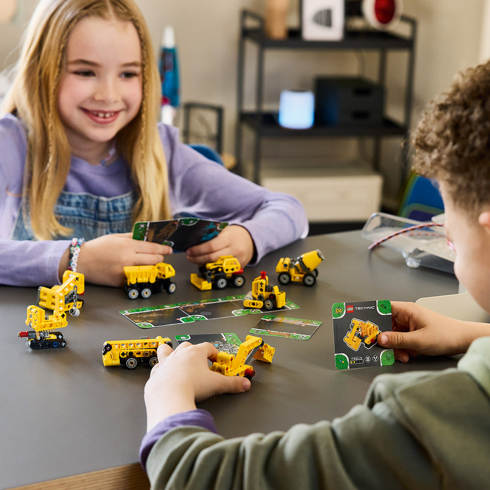 LEGO®Technic: Máquinas Poderosas (42233)_011
