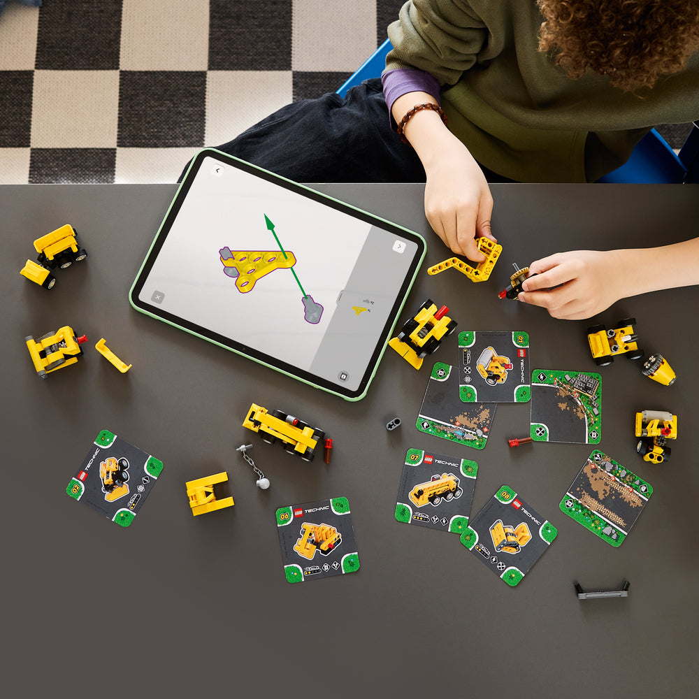 LEGO®Technic: Máquinas Poderosas (42233)_008