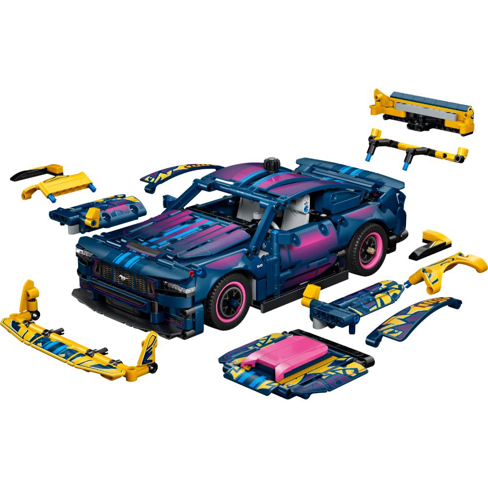 LEGO®Technic: Taller De Tuning: Coche Ford Mustang Gt (42236)_002