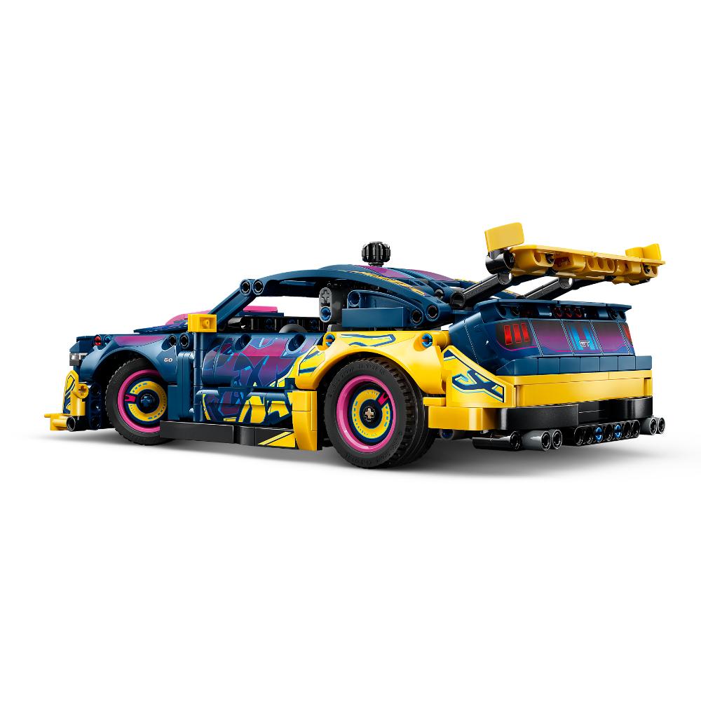 LEGO®Technic: Taller De Tuning: Coche Ford Mustang Gt (42236)_007