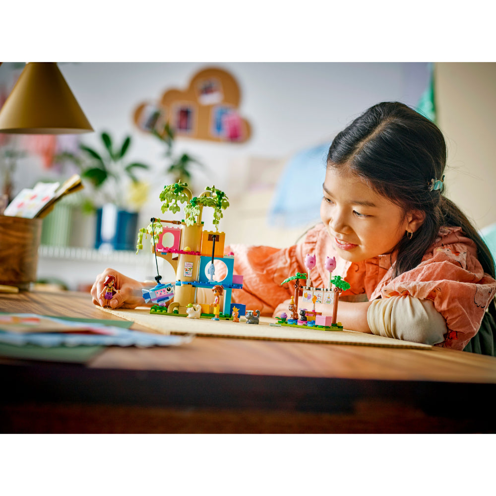 LEGO®Friends: Fiesta De Cumpleaños Y Casa Del Árbol Felina (42666)_008