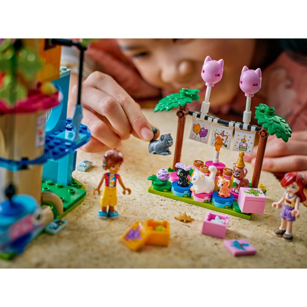 LEGO®Friends: Fiesta De Cumpleaños Y Casa Del Árbol Felina (42666)_009