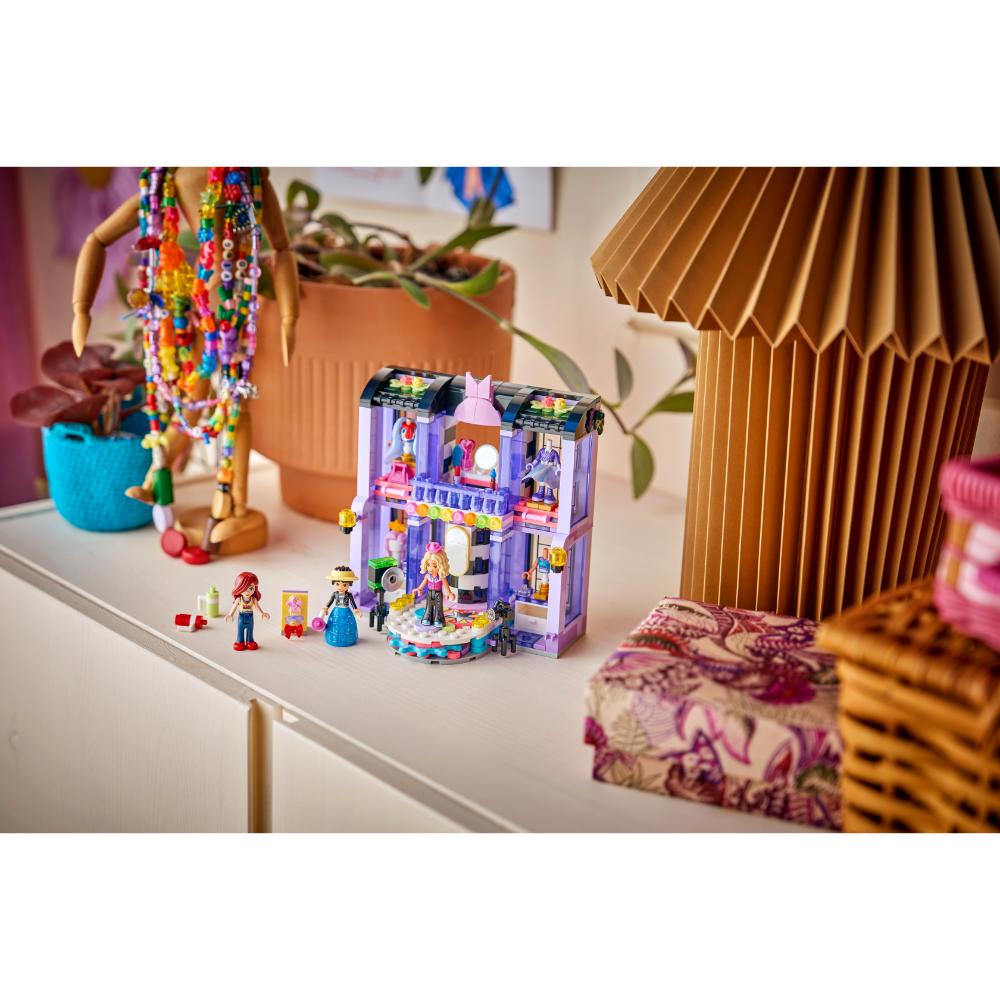 LEGO®Friends: Heartlake City Fashion Show (42685)_010