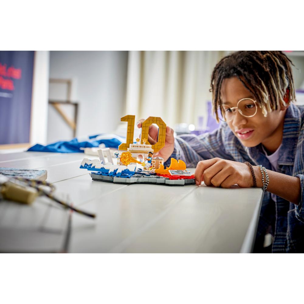 LEGO®Editions, Editions Sports: Kylian Mbappé: Fenómenos Del Fútbol (43013)_010