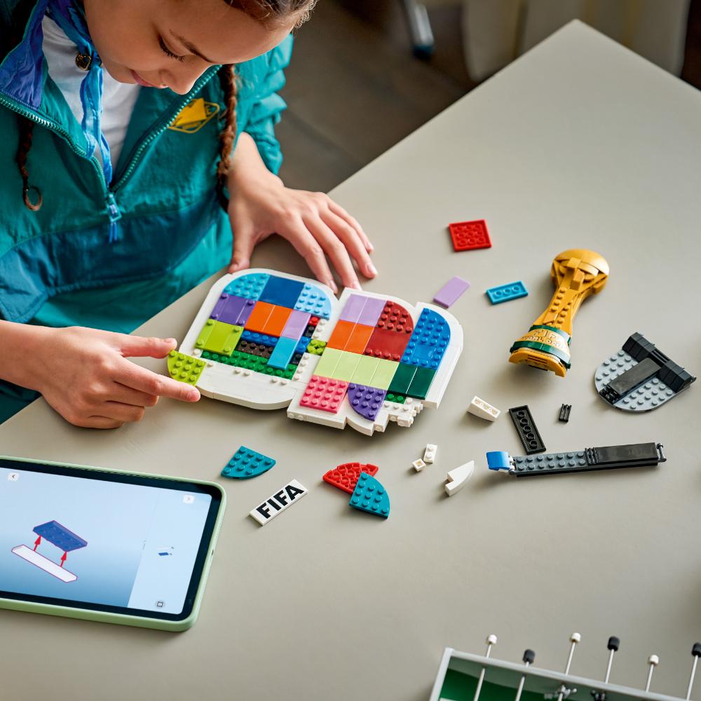 LEGO®Editions, Editions Sports: Emblema Oficial De La Fifa World Cup 2026™ (43032)_006