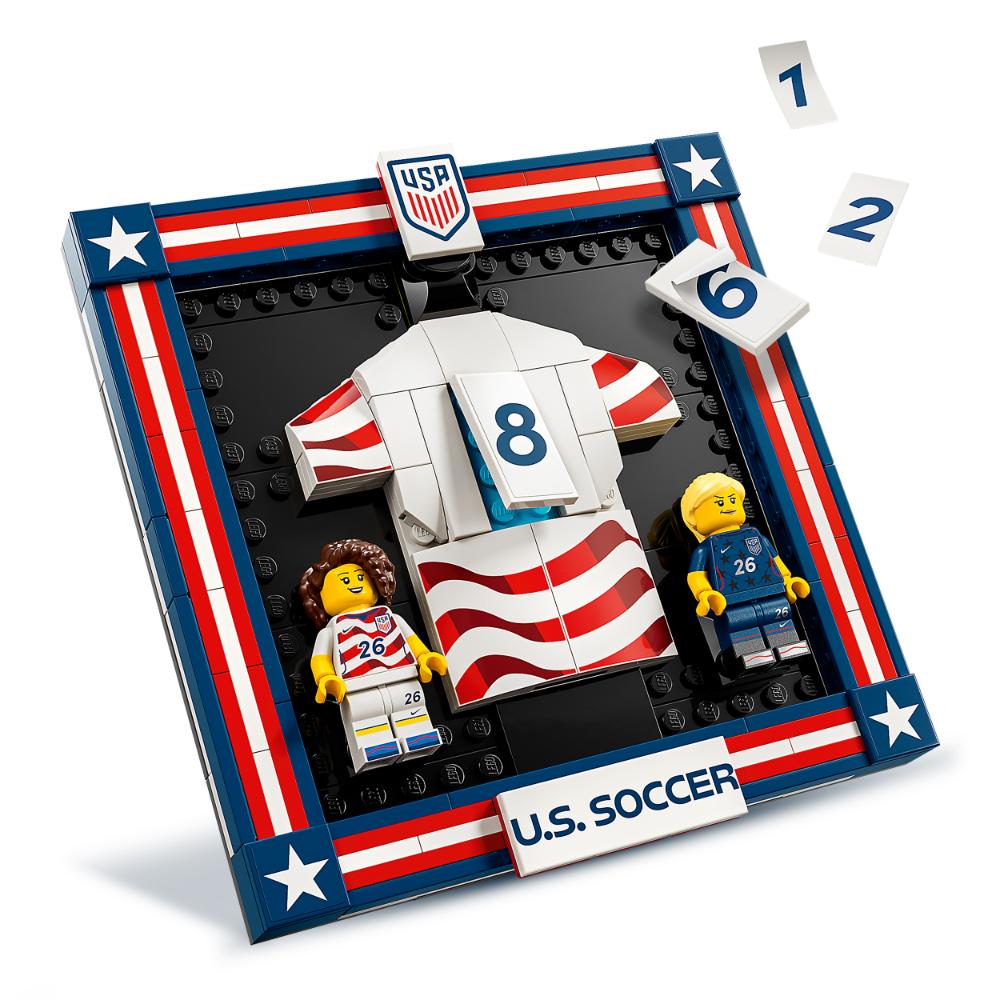 LEGO®Editions, Editions Sports: Camiseta De La Selección Nacional De Fútbol De Ee. Uu. 2026 (43033)_005