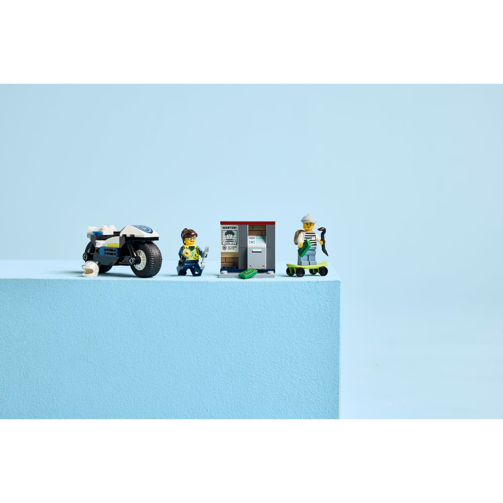 LEGO®City: Persecución En Moto De Policía (60455)_011