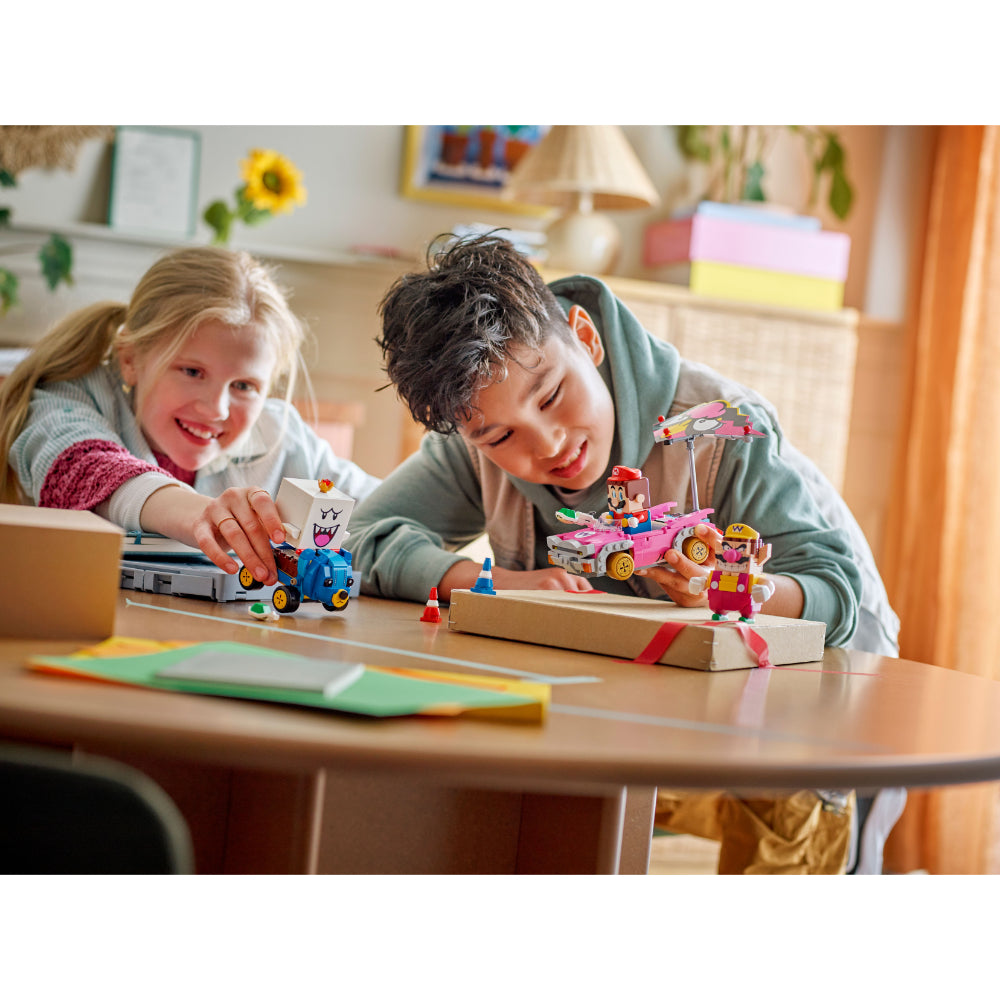 LEGO®Super Mario: Mario Kart™ – Wario Y Rey Boo (72038)_009