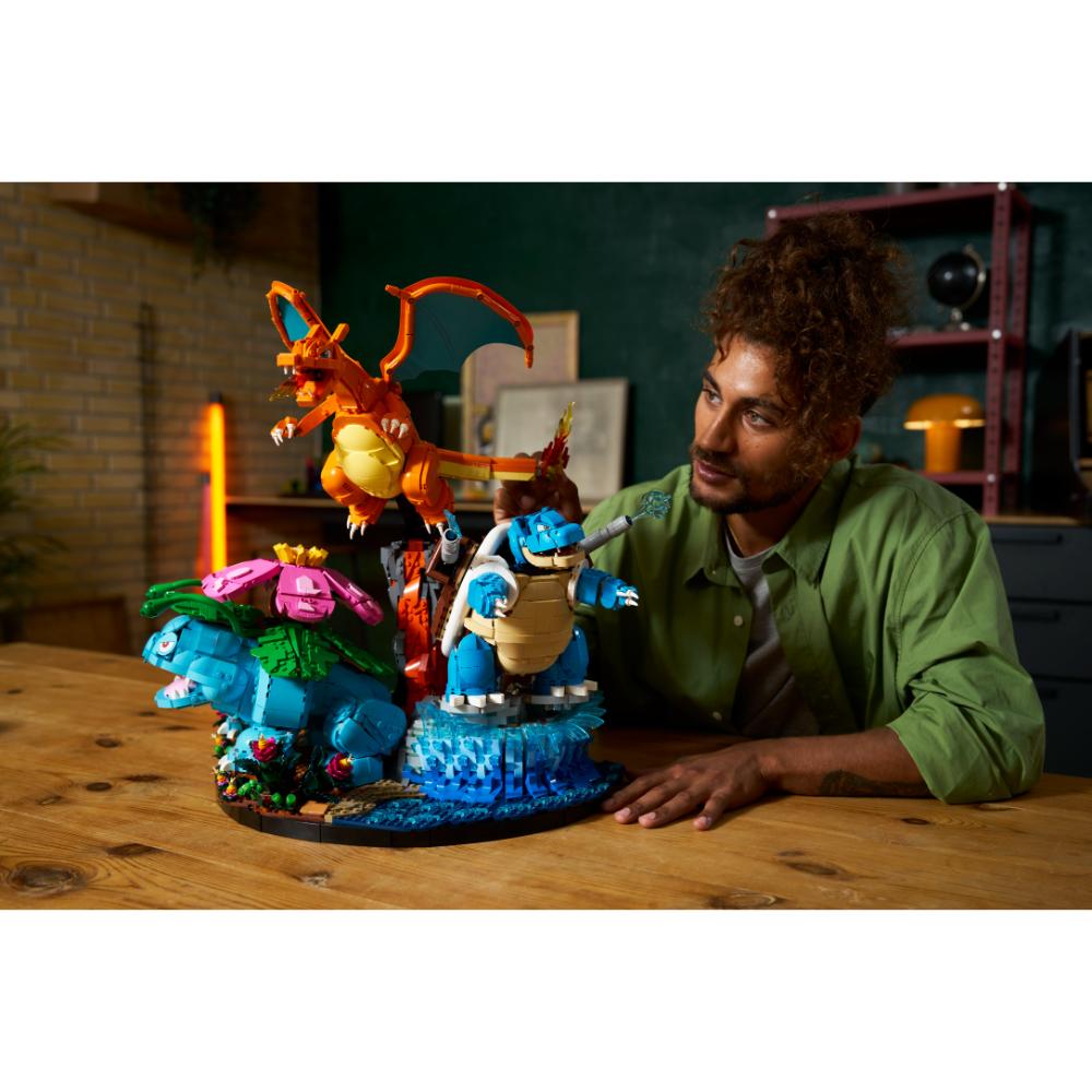 VENUSAUR, CHARIZARD Y BLASTOISE