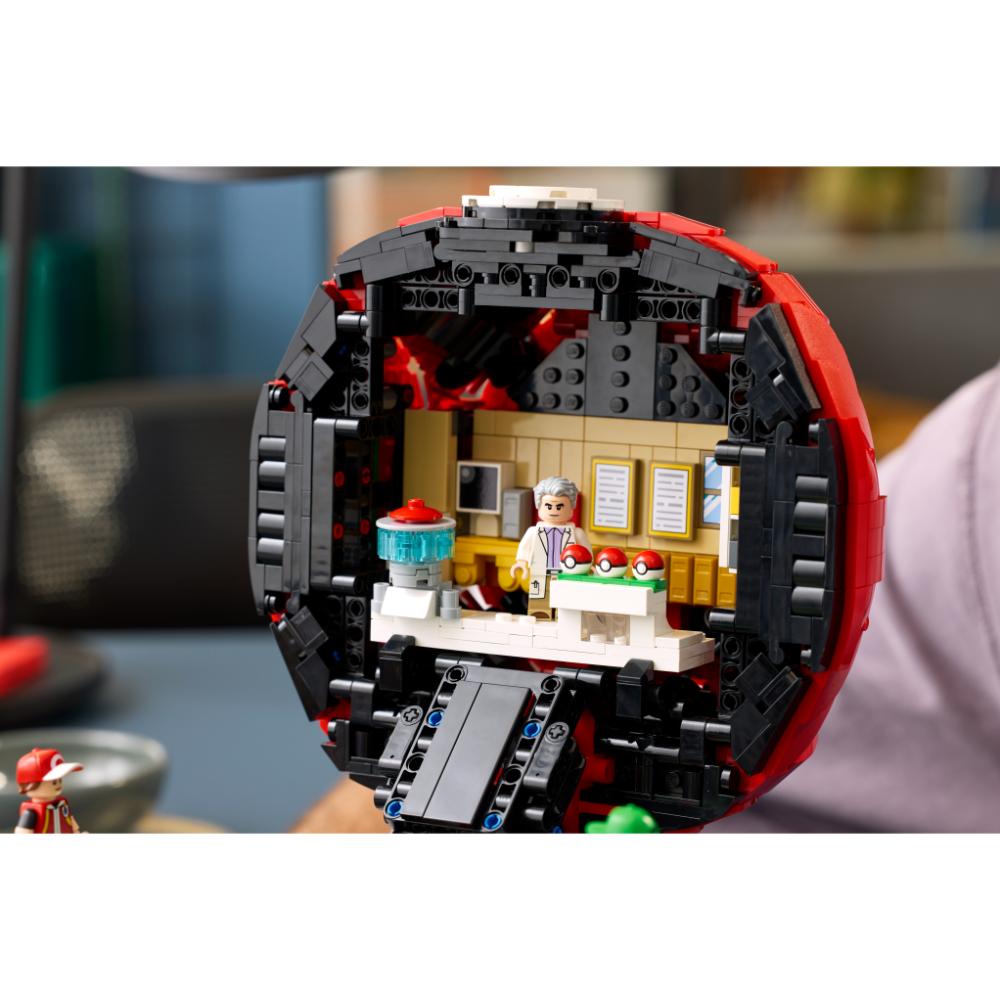LEGO®Pokémon: Poké Ball: Grandes Momentos Del Entrenador (72154)_013