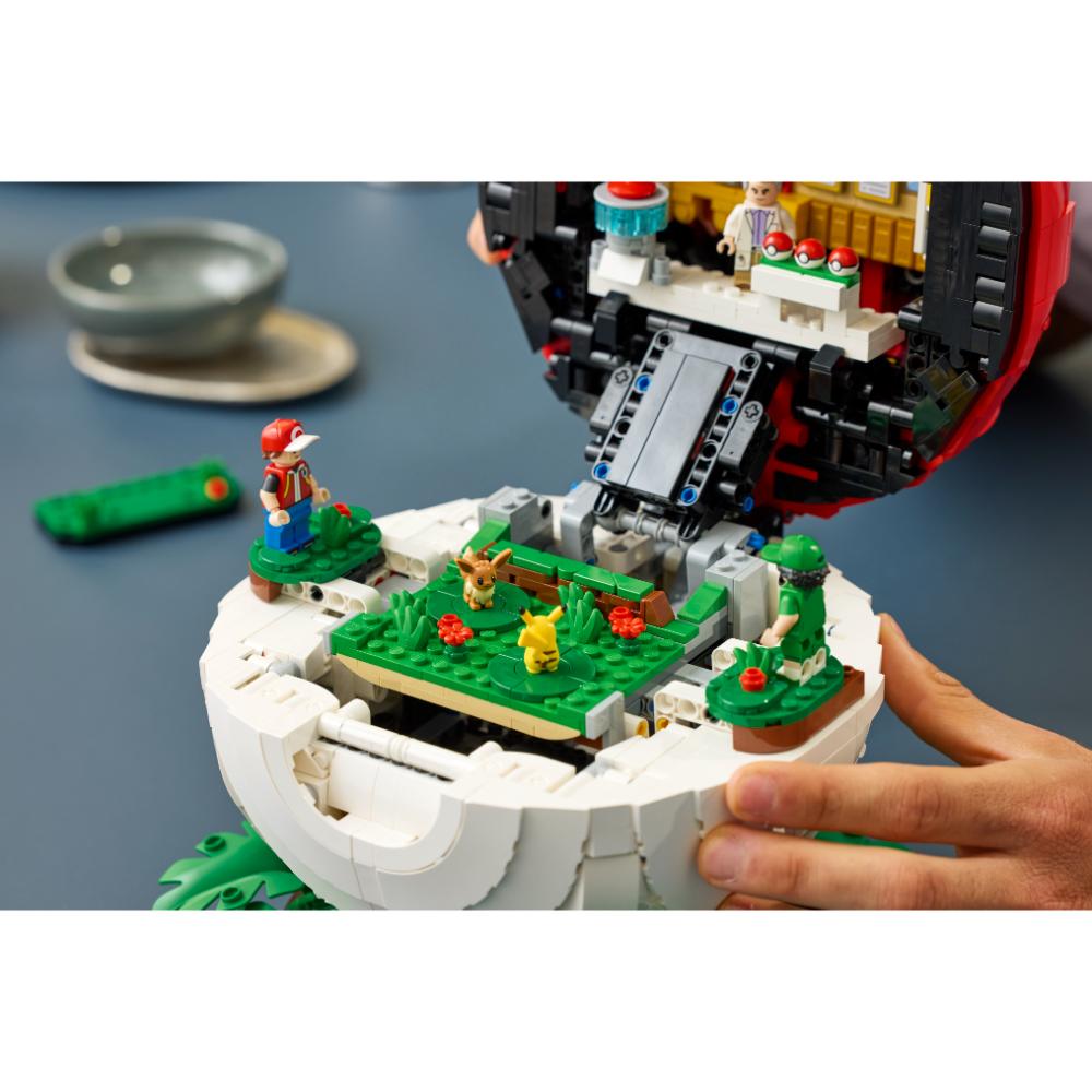 LEGO®Pokémon: Poké Ball: Grandes Momentos Del Entrenador (72154)_015