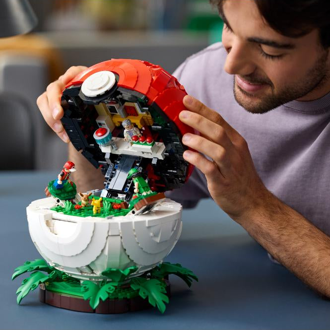 LEGO®Pokémon: Poké Ball: Grandes Momentos Del Entrenador (72154)_016