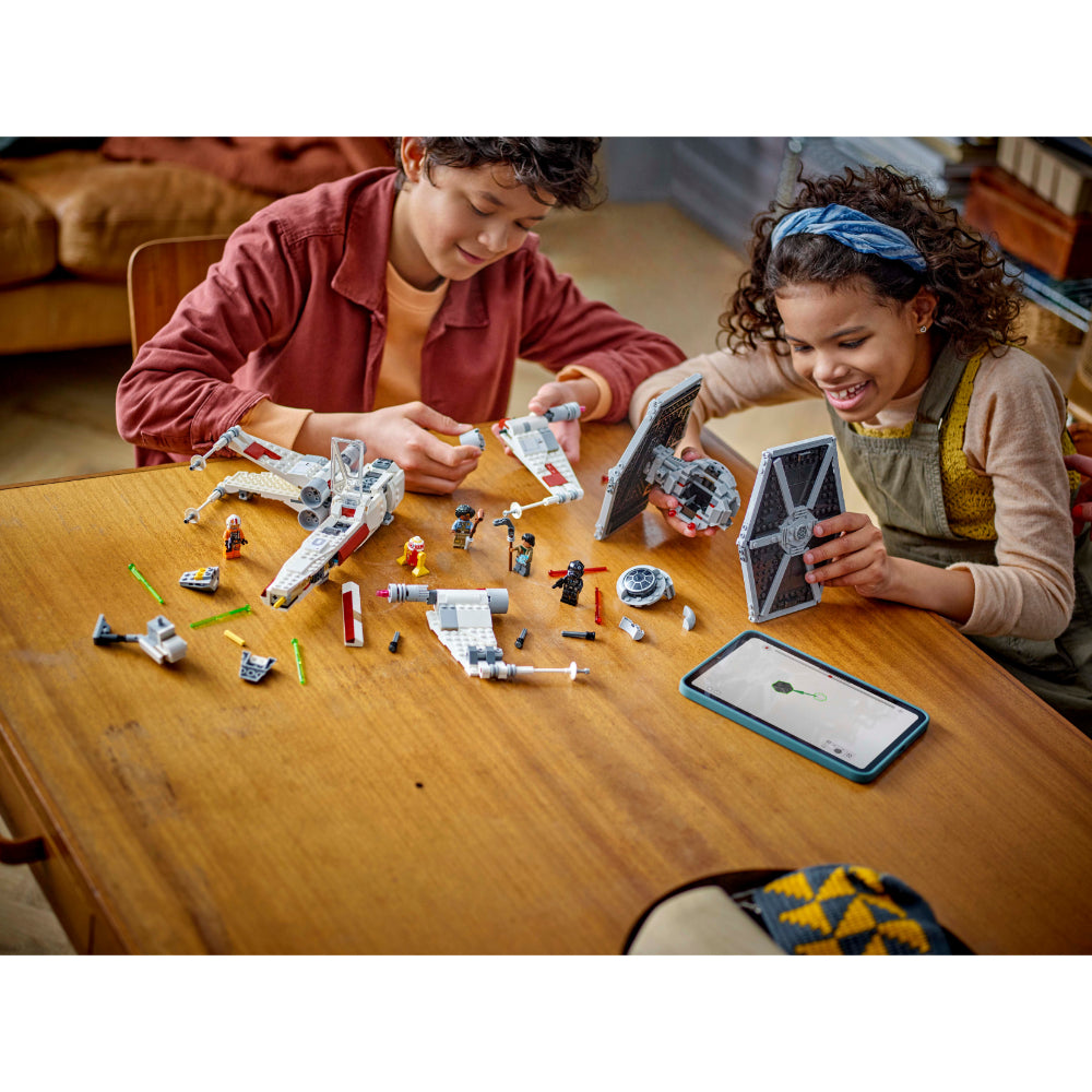 LEGO®Star Wars: Caza Tie Y Ala-X Fusionados (75393)_006