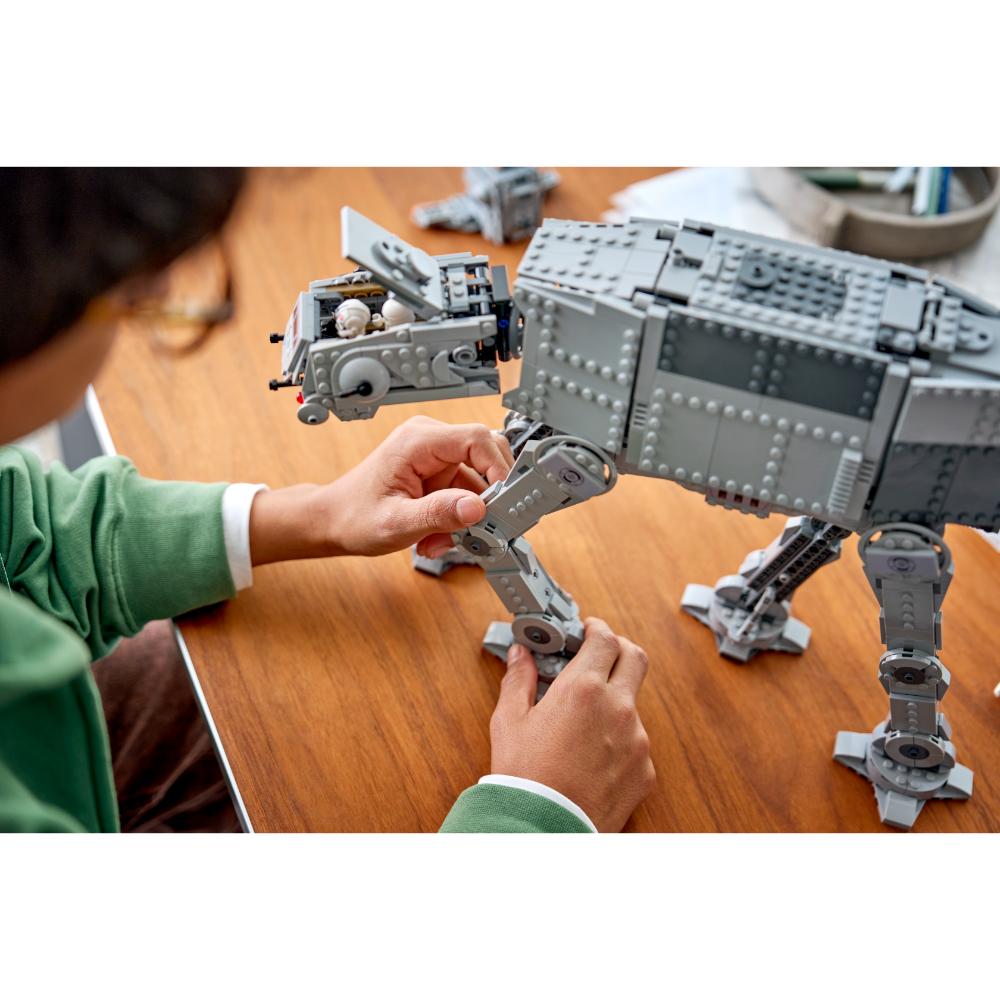 LEGO®Star Wars Tm: At-At™ Del Remanente Imperial Con Int-4 (75454)_015