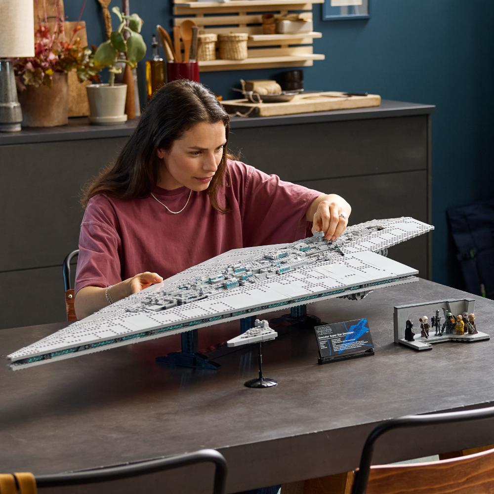 LEGO®Star Wars Tm: Executor Super Star Destroyer™ (75457)_015