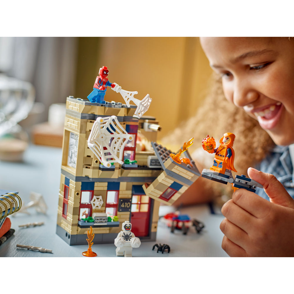 LEGO®Marvel Super Heroes: Departamento De Peter Parker (76317)_009