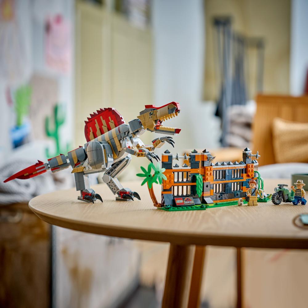 LEGO®Jurassic World: Huida Del Dinosaurio Spinosaurus (77982)_011
