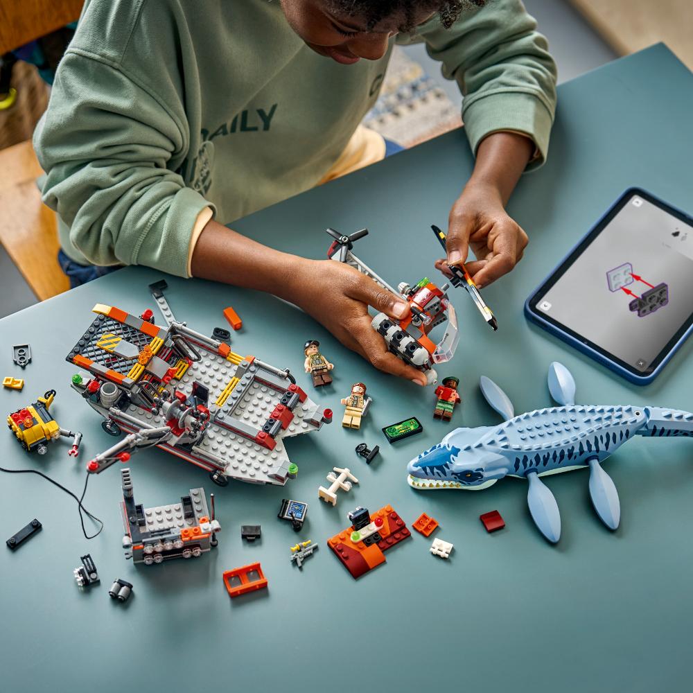 LEGO®Jurassic World: Ataque Del Dinosaurio Marino Mosasaurus (77983)_010