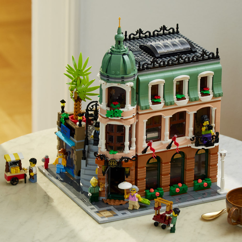 LEGO® Hotel Boutique (10297)