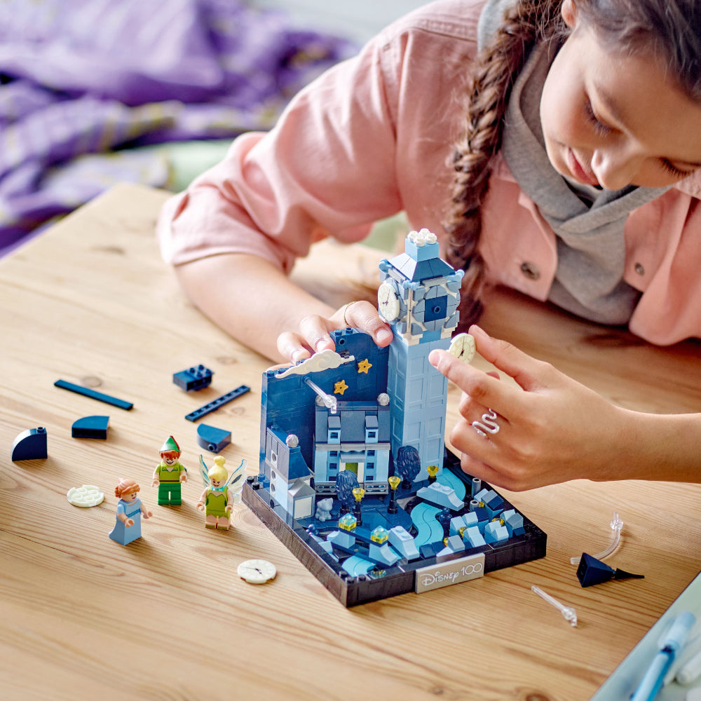LEGO Disney - Vuelo sobre Londres de Peter Pan y Wendy - 43232
